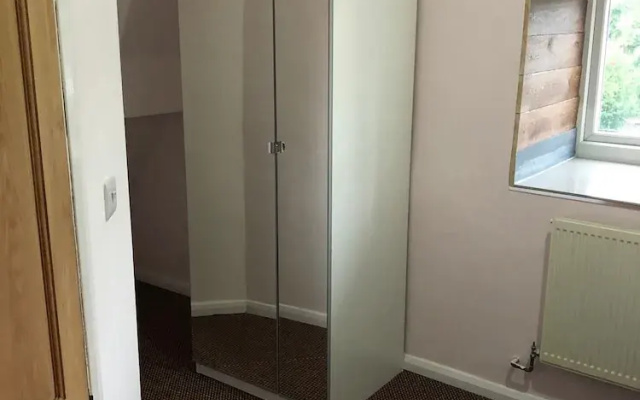 Retro and Quirky 3 Bedroom Apartment