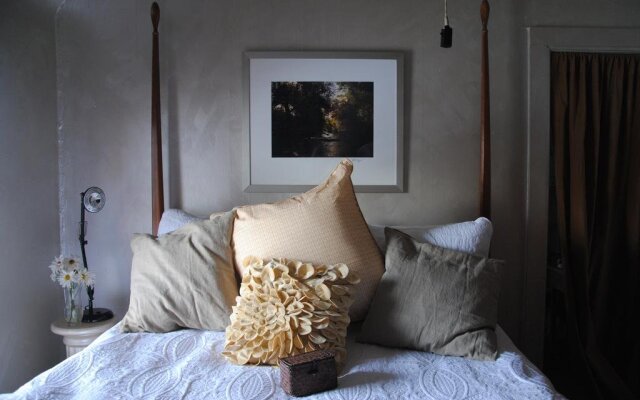 Off Broadway B&B