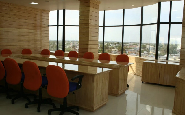 Hotel DSF GRand PLazas