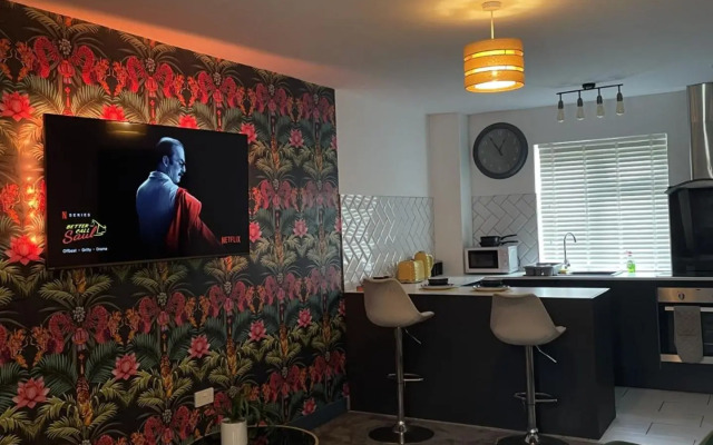 Luxury studio apartment near Birmingham citycentre