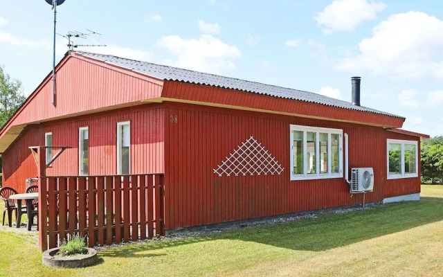 6 Person Holiday Home in Hadsund