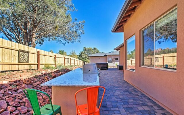Tranquil Sedona Home With Fireplace & Hot Tub!