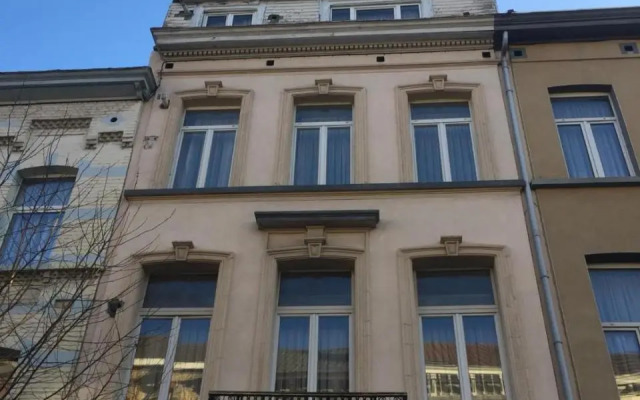 hotelImage