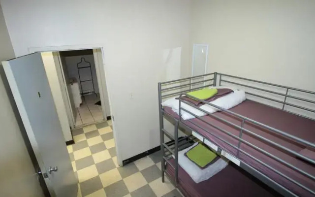 Manhattan Hostel