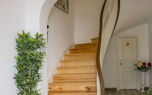 Lalitana Townhouse
