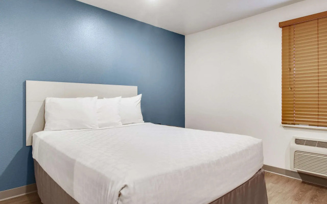 WoodSpring Suites Conroe