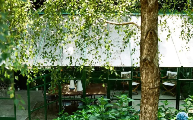 Tranquil 1BR Villa in Revislate