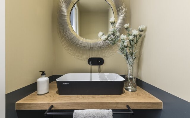 Home Club Alcala Apartments