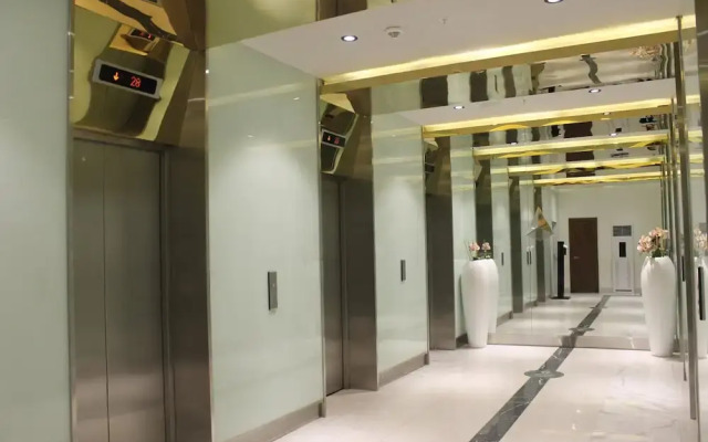 D2 Orbi City Apartments