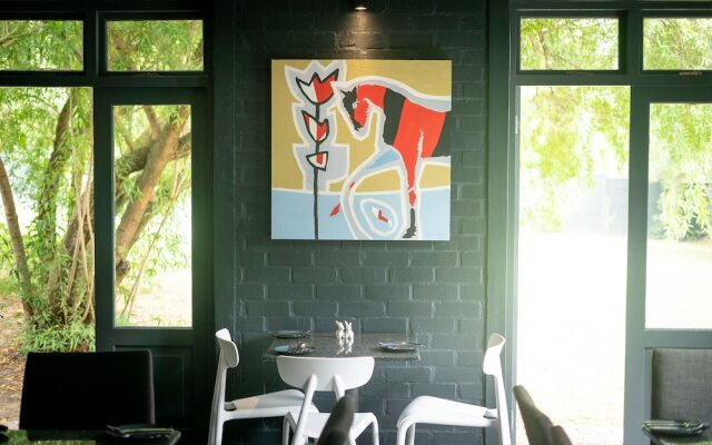 Ruby Rose Country House