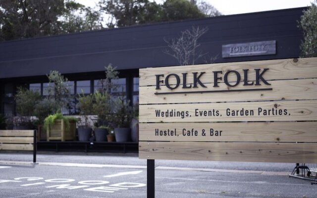 FOLK FOLK Hostel, Cafe & Bar