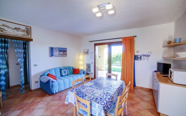 Delia Apartments
