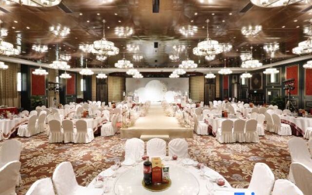 West International Trade Grand Hotel