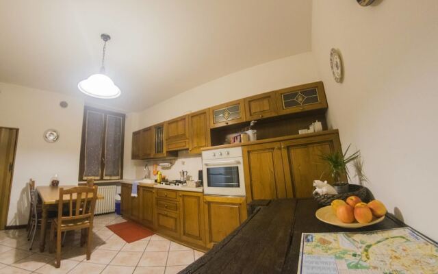 Marconi Rooms and Apartments