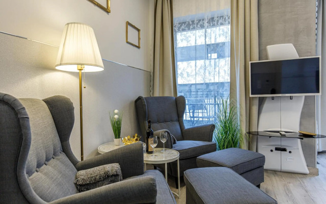 Romantic Deluxe Studio In The City's Epicentrum