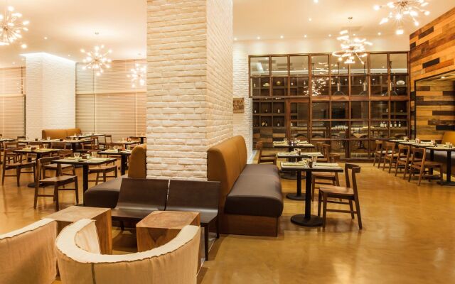 Sortis Hotel, Spa & Casino, Autograph Collection by Marriott