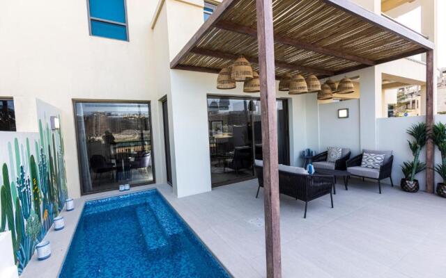 The Townhouses The Pearl