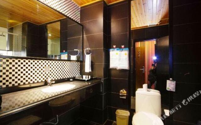 Xianlongtan Holiday Hotel (Mianyang Mianyang Central Hospital)