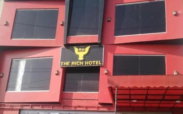 The Rich Hotel