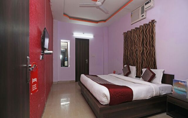 OYO 14983 Gawala Ashram