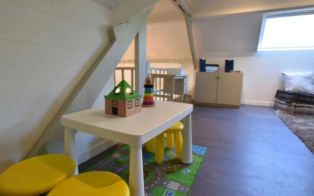 Luxury Villa in Sint-Idesbald with Hot Tub