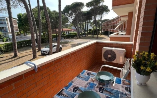 Twin Pine Trees Flats, Near Beach