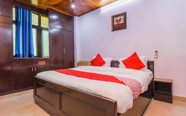 Maxfort Guest House Delhi