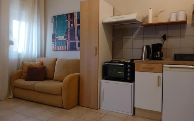 Amelie's Apartments