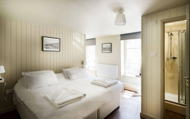 The Wheatsheaf Hotel