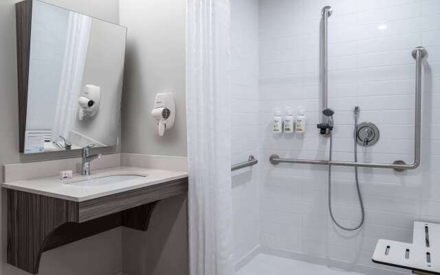 Microtel Inn & Suites by Wyndham Kanata Ottawa West