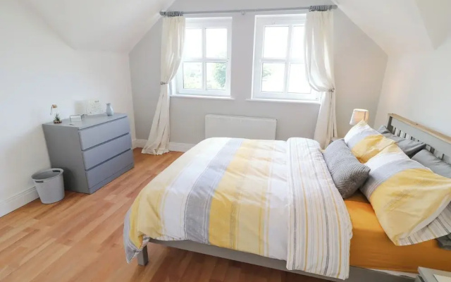 12 Hillview