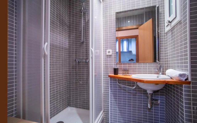 51FLO4-Well located apartment in Sant Antoni