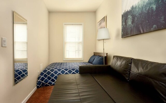 Cozy, modern Apartment 20min to NYC