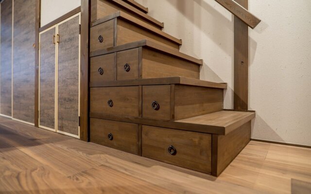 RESI STAY Villa Silktree