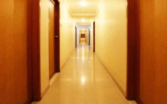 HOTEL PRUDENT - Vadodra