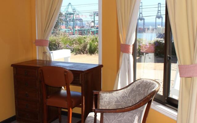Hotel Puerto Mayor