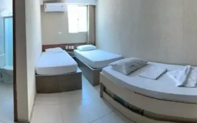 Hotel Uzi Praia