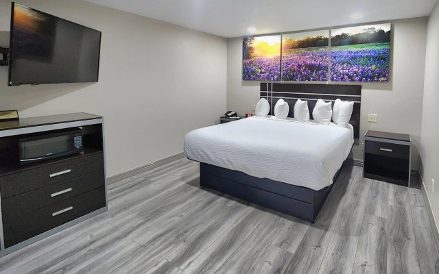 Days Inn by Wyndham Baytown Garth Road I10 East