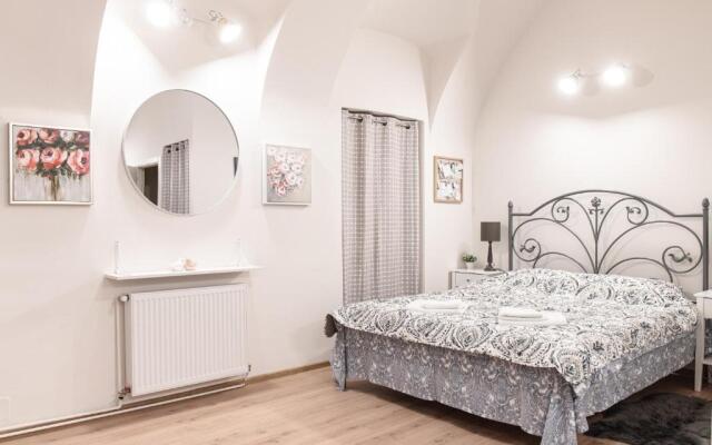 Center feelings studio by Alandala