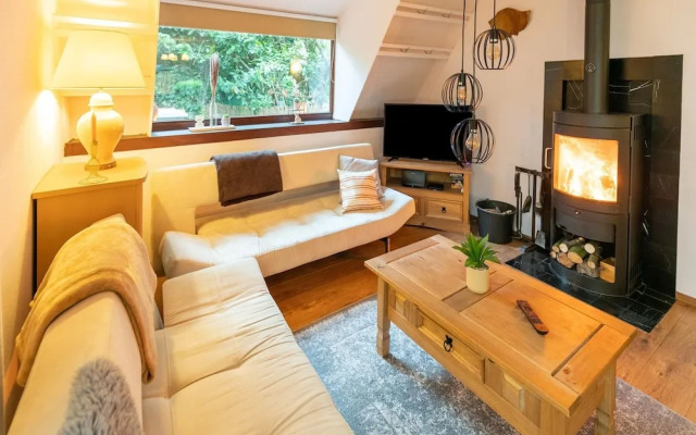 Lanaken Luxe Garden Retreat