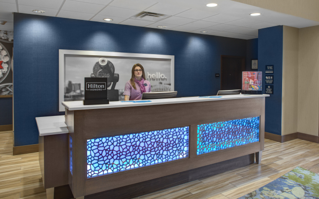 Hampton Inn & Suites Seattle/Renton