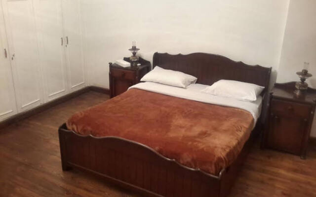 Nile Star Suites & Apartments