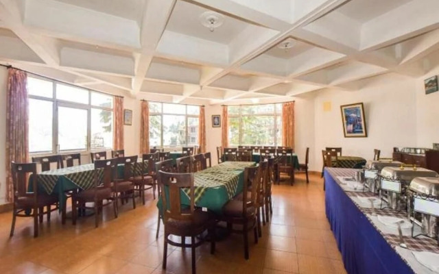 Anand Palace Hotel