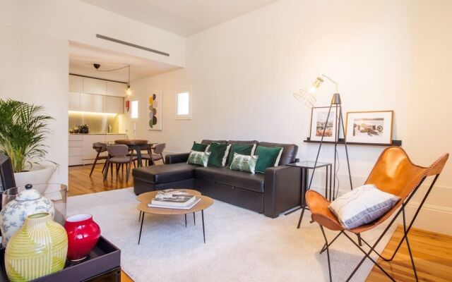 Deluxe Soulful Mirror Downtown