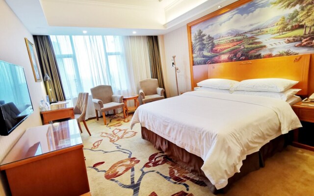 Vienna Hotel Foshan Xiqiao Mountain