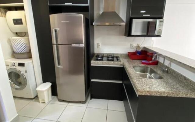 Apartamento Beira Mar 14º andar com 2 Quartos