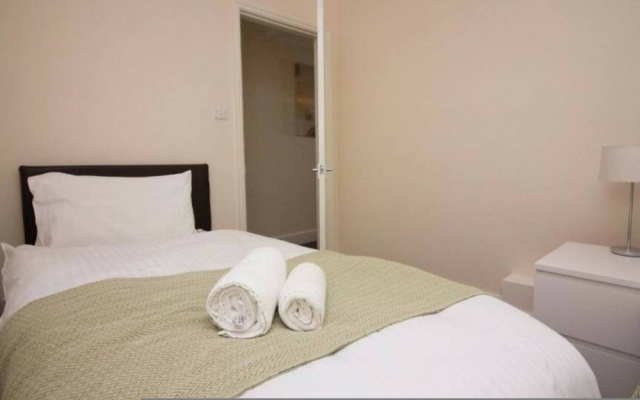 Southampton House - 2 Bedroom Accommodation