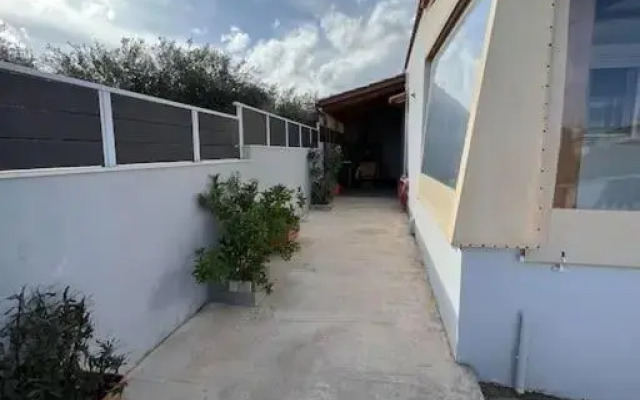 Family Getaway Close the Sea