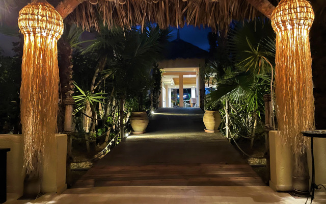 Sissi Bay Resort
