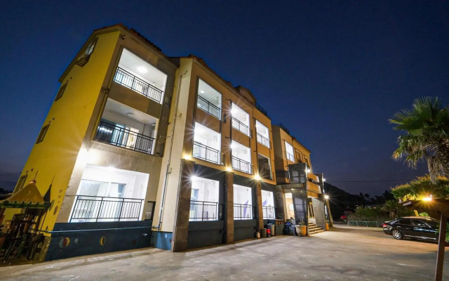 Seogwipo Narsha Resort